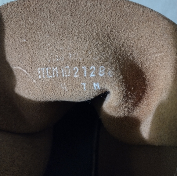 LL Bean 8" Bean Boots Uninsulated - Picture 6 of 6